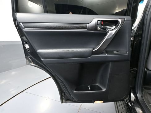 Used 2023 Lexus GX 460 w/ Black Line Special Edition AWD/4WD image 38