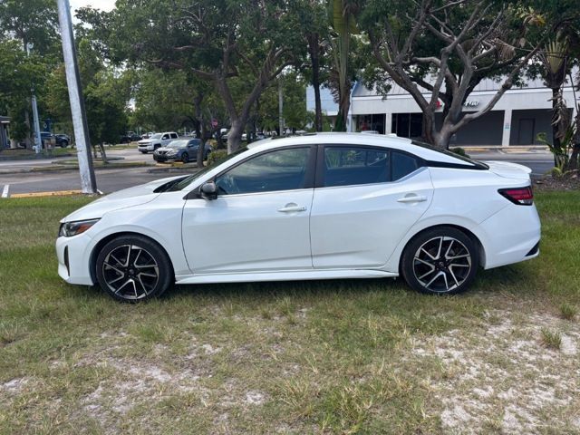 Used 2024 Nissan Sentra SR w/ SR Premium Package FWD image 6