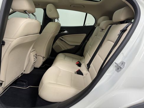 Used 2018 Mercedes-Benz GLA 250 image 20