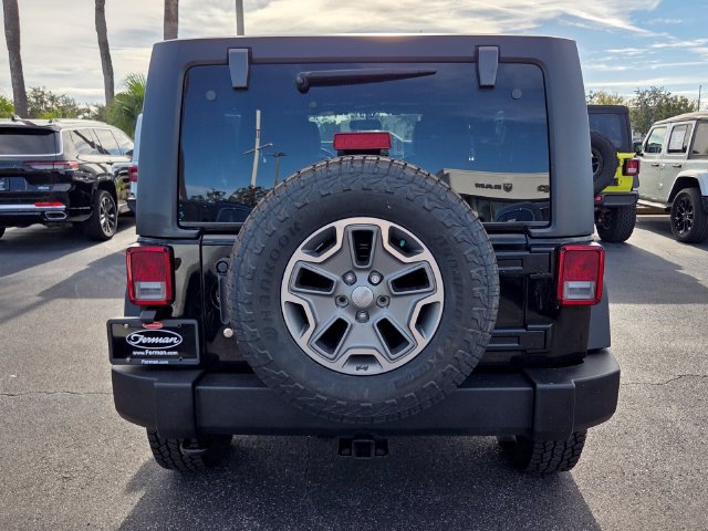 Certified 2018 Jeep Wrangler Unlimited Rubicon w/ Connectivity Group AWD/4WD image 6