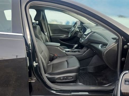 Used 2023 Chevrolet Malibu LT w/ Driver Confidence Package image 13