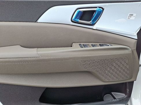 New 2026 Kia Carnival LXS image 8