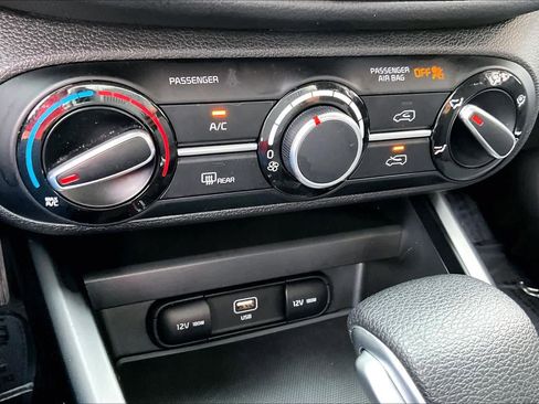 Used 2024 Kia Soul LX w/ Option Group 015 image 31