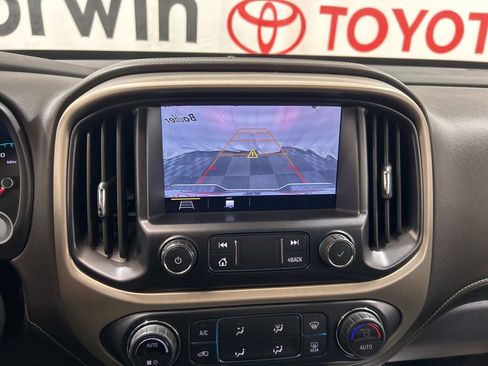 Used 2021 GMC Canyon Denali image 29