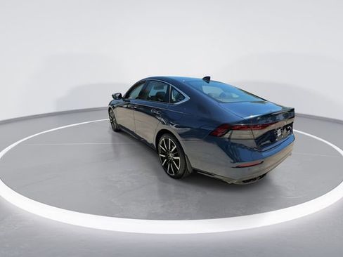 Used 2023 Honda Accord Touring image 6
