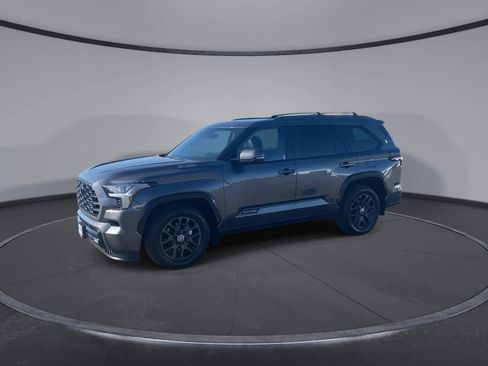 Certified 2024 Toyota Sequoia Platinum AWD/4WD image 3