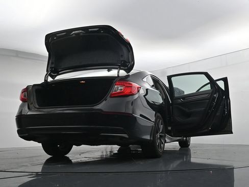 Used 2021 Honda Accord EX-L image 30