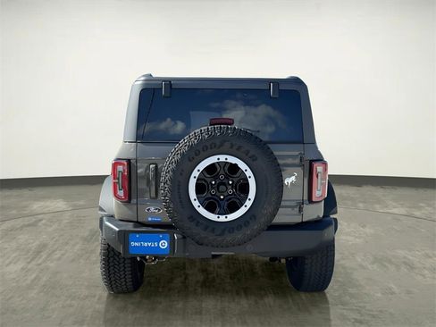 Certified 2025 Ford Bronco Outer Banks w/ Sasquatch Package image 7