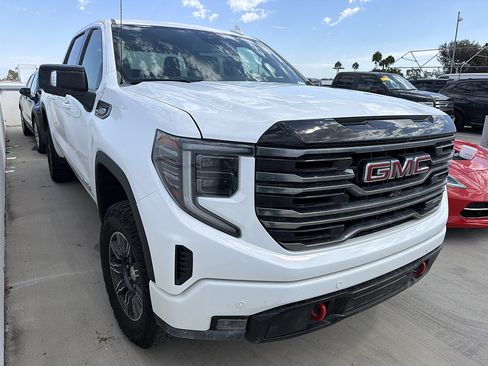 Used 2025 GMC Sierra 1500 AT4 AWD/4WD image 3