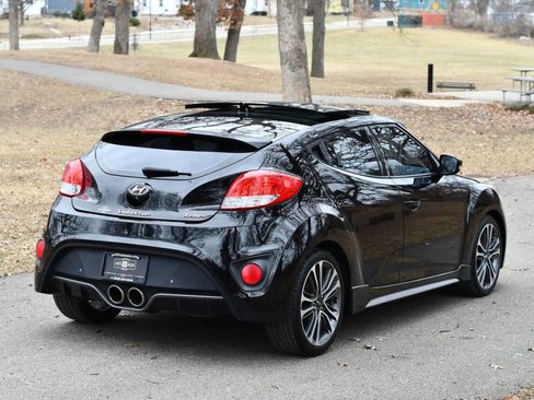 Used 2017 Hyundai Veloster Turbo w/ Tech Package 02 image 4