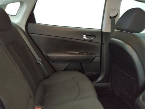 Used 2020 Kia Optima LX FWD image 19