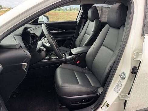 Used 2025 MAZDA CX-30 AWD 2.5 S w/ Preferred Package image 9