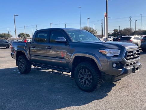 Used 2023 Toyota Tacoma SR5 image 3