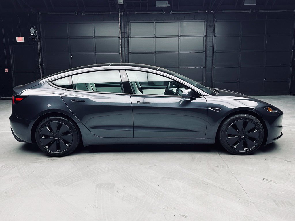 Used 2026 Tesla Model 3 RWD image 9