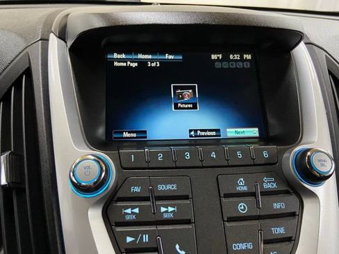 Used 2017 Chevrolet Equinox LT w/ Convenience Package image 40