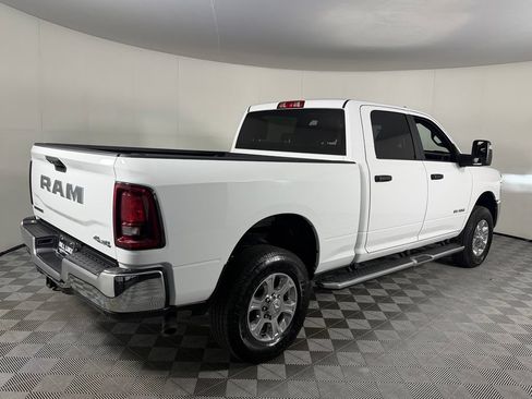 Certified 2025 RAM 2500 Big Horn AWD/4WD image 5