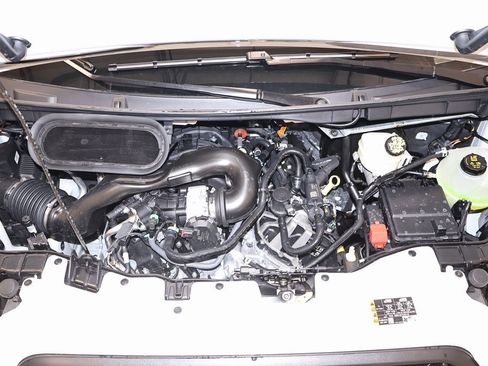 New 2026 Ford Transit 250 148 Medium Roof image 32