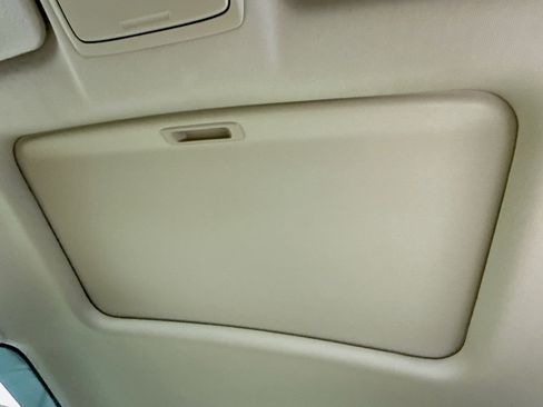 Used 2020 Honda CR-V Touring image 27