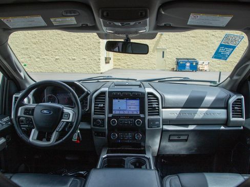 Used 2019 Ford F250 Lariat w/ Chrome Package AWD/4WD image 13