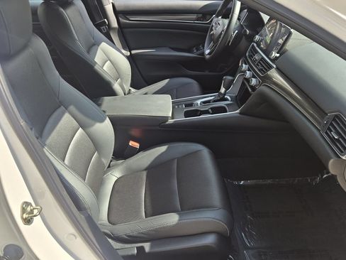 Used 2020 Honda Accord Sport image 15