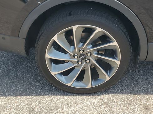 Used 2020 Lincoln Nautilus Reserve w/ Equipment Group 202A AWD/4WD image 7