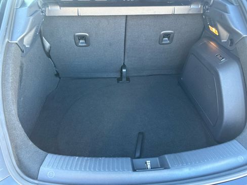 Used 2013 Volkswagen Beetle Turbo image 18