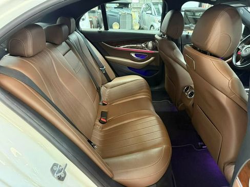 Used 2018 Mercedes-Benz E 300 4MATIC image 25