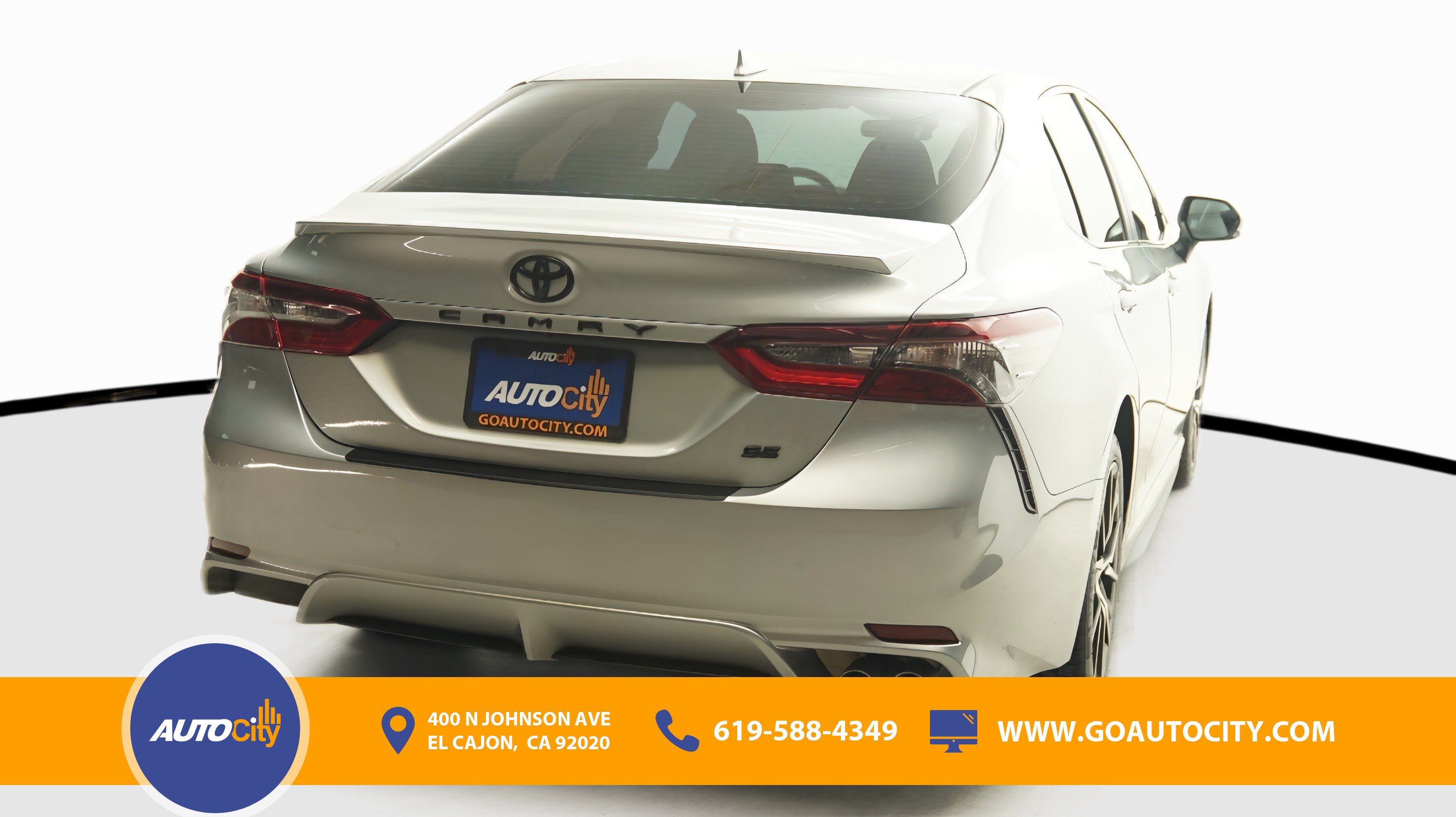 Used 2024 Toyota Camry SE w/ Blackout Package (TMS) FWD image 10