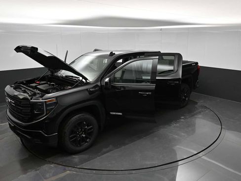 New 2026 GMC Sierra 1500 Elevation w/ Preferred Package AWD/4WD image 42
