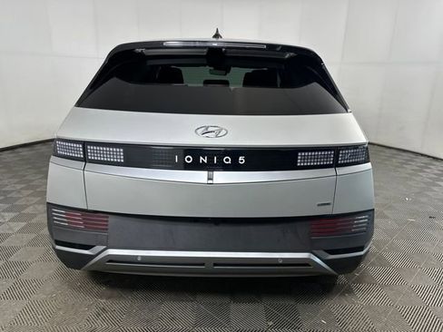 Used 2024 Hyundai Ioniq 5 SEL image 4