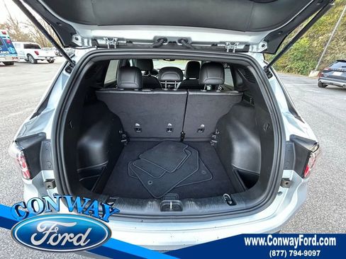 Used 2024 Jeep Compass Limited image 9