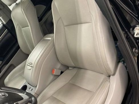 Used 2019 Toyota Highlander Limited Platinum AWD/4WD image 12