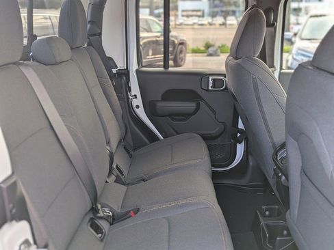 New 2026 Jeep Gladiator Sport image 21