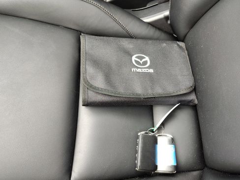 Used 2025 MAZDA MAZDA3 s FWD image 22