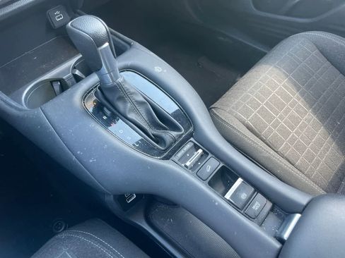 Used 2023 Honda HR-V LX image 19