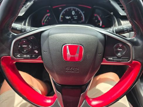 Used 2019 Honda Civic Type R image 19