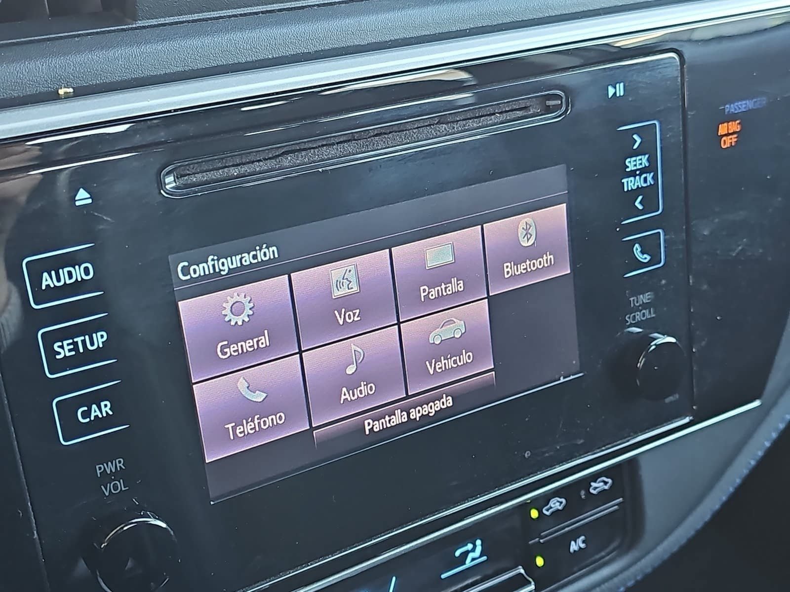Used 2019 Toyota Corolla SE FWD image 19