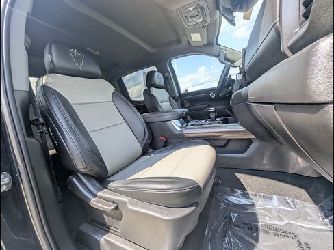 Used 2023 Chevrolet Silverado 1500 RST w/ Convenience Package II AWD/4WD image 22