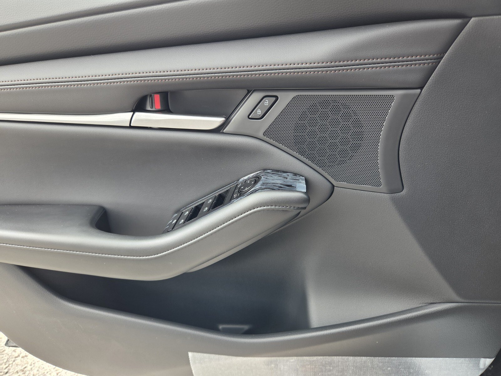 New 2026 MAZDA MAZDA3 2.5 S Sedan w/ Preferred Pkg FWD image 19