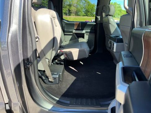 Used 2016 Ford F150 Lariat w/ Equipment Group 502A Luxury AWD/4WD image 37