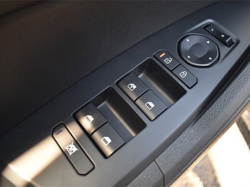 New 2026 Kia Sportage LX image 19