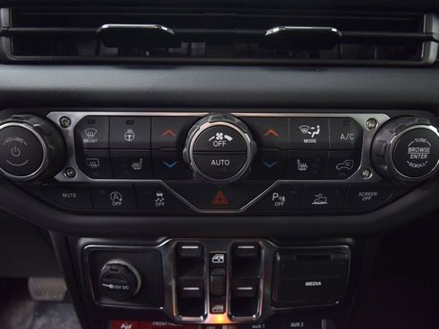 New 2026 Jeep Gladiator Rubicon AWD/4WD image 27