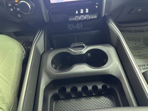 New 2026 RAM 1500 4x4 Crew Cab image 39