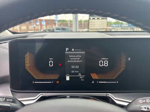 Used 2025 Kia Sorento S image 33