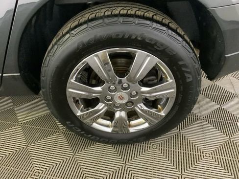 Used 2014 Cadillac SRX Luxury image 11