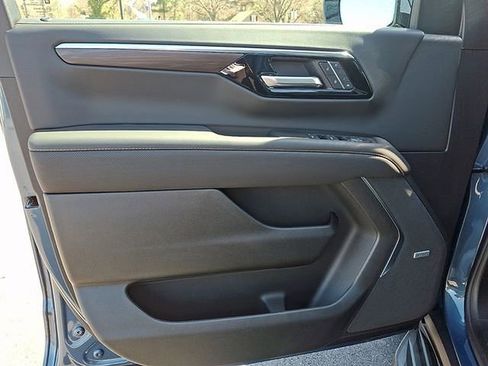 New 2026 Chevrolet Tahoe Premier w/ Sun And Tow Package image 9