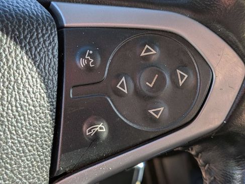 Used 2021 Chevrolet Colorado ZR2 AWD/4WD image 16
