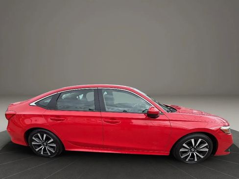 Used 2022 Honda Civic EX image 4
