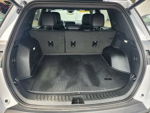 Used 2026 Chevrolet Equinox RS w/ Safety and Technology Package AWD/4WD image 5