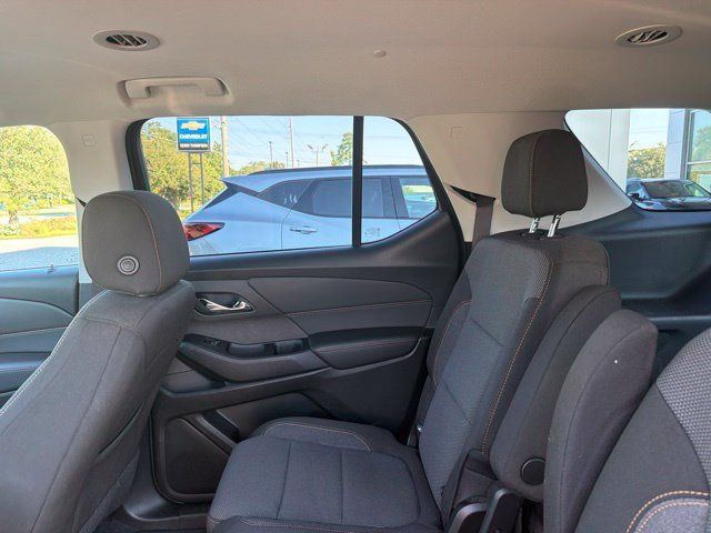Used 2020 Chevrolet Traverse LT FWD image 8
